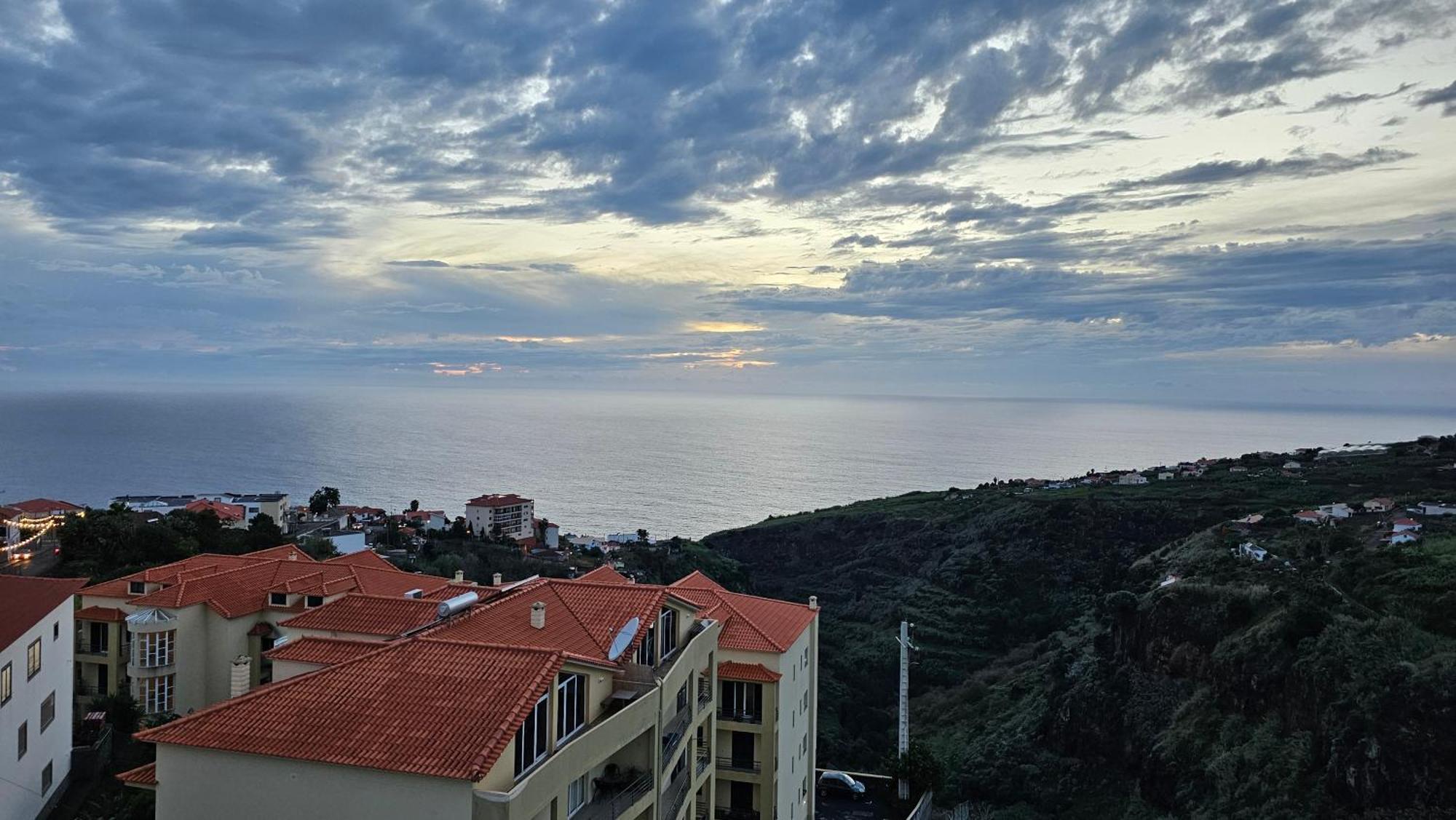 カリェタSunset Star With Sea Viewアパートメント エクステリア 写真
